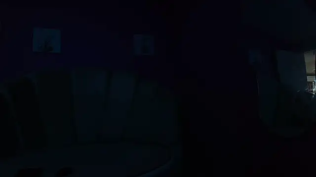 Živá chatovací místnost Scarlet_Glow