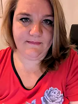 Živá chatovací místnost Jonesinjil