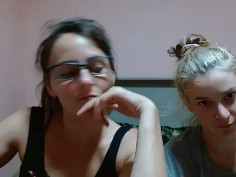 Živá chatovací místnost OliviaTheS