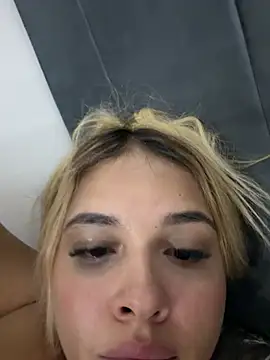 hannie- Live Chatrum