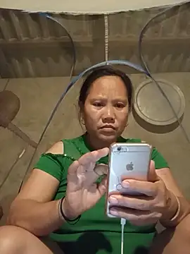 Chily-yy লাইভ চ্যাট রুম