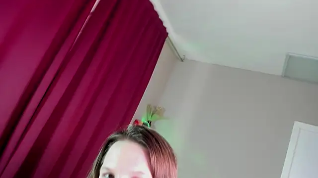 Chat soba uživo modela LexiGranger