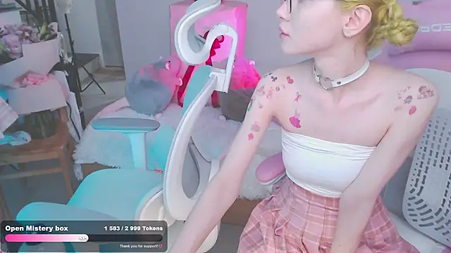 Živá chatovací místnost blush