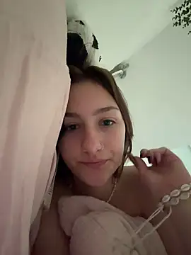 Violet_Velvet – Kamerová šou