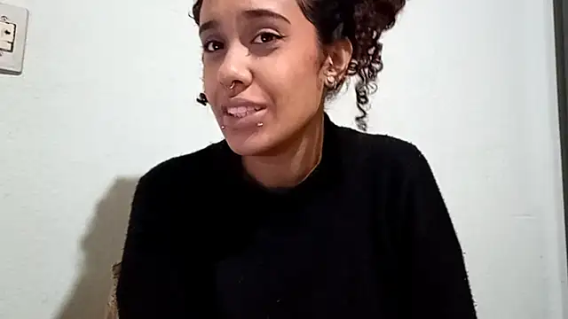 RosannMecardo – Naživo XXX chat