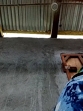 uwannataste 现场聊天室