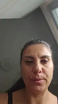 girl_hot31's Live Chat Room
