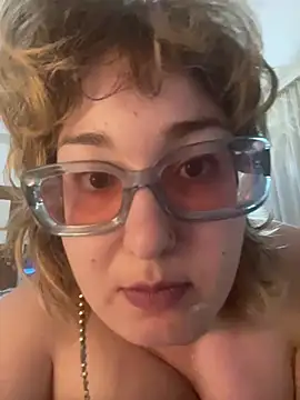 Živá kamerová sex show mysteradecadent