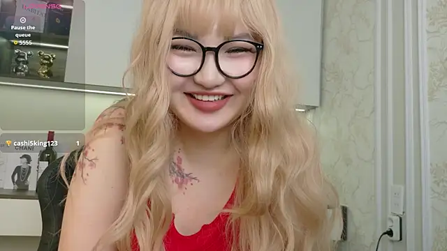 sakuraclover – live chatrum