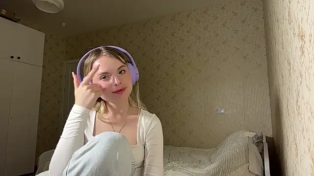 TeodoraBinney's Webcam Show