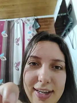 Bella_Karoline Ruang Obrolan Langsung