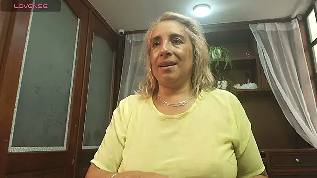 MonserratGray – live chatrum