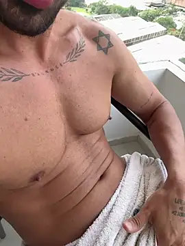 Show modela Mateo_Ospina_ na web-kameri