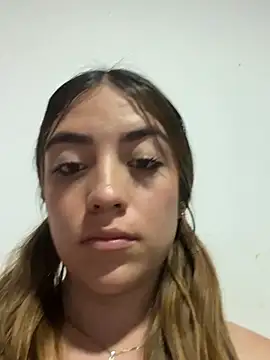 silvanitaaa Live chatroom