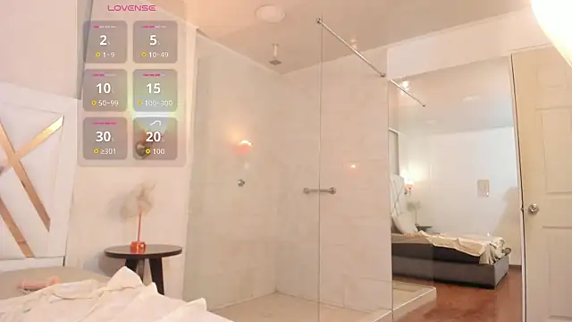 Sala de chat ao vivo de Sky_Collins_
