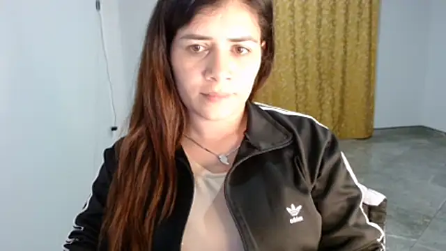 Luna_zoe élő chatszobája