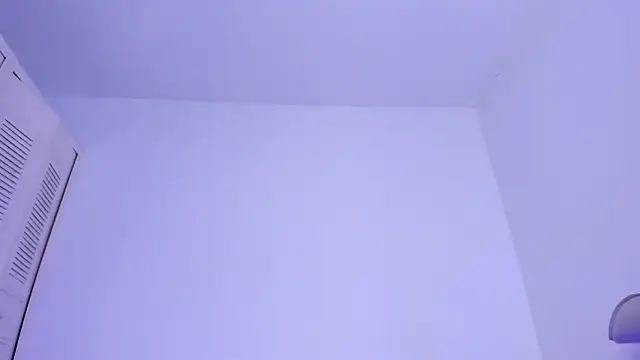 חדר צ'אט בשידור חי של kiara_rosse_