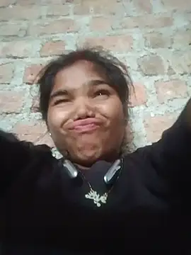 Živá chatovací místnost kajal66RR