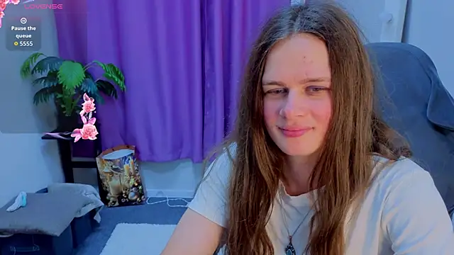 Datsi_Benson Live Chatraum