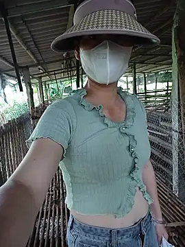 Phòng Chat Trực Tiếp Bong_Hoa