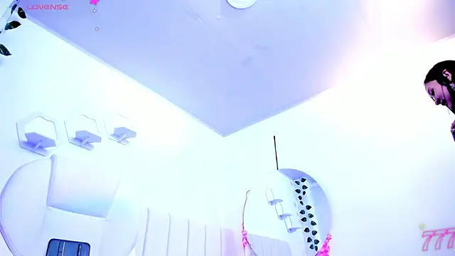 غرفة دردشة isasaenz_ المباشرة