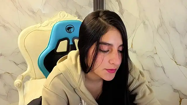 Chat soba uživo modela nyx_kitty_a