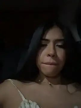 Doll_Maddy_ Live Chatraum