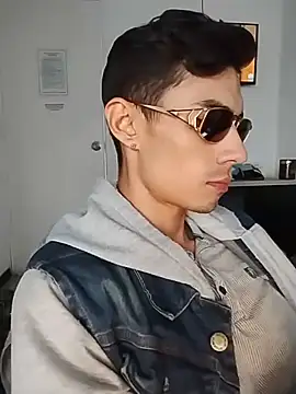 MateoCollins2026 Show in webcam