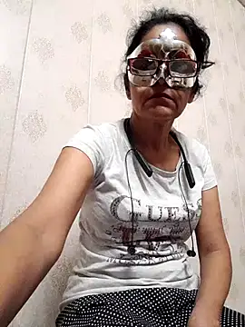 Indianbhaabhiのライブチャットルーム