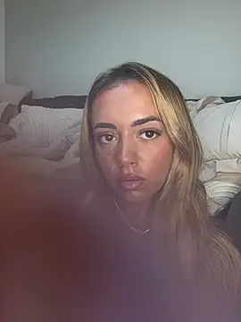 Harrietbronzexのライブチャットルーム