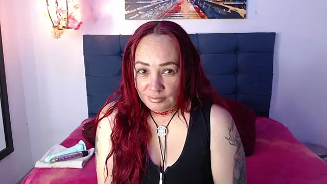 Cris_suitexx – Kamerová šou
