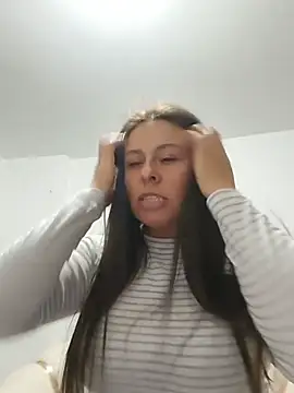 celeste_rivaXXX 现场聊天室