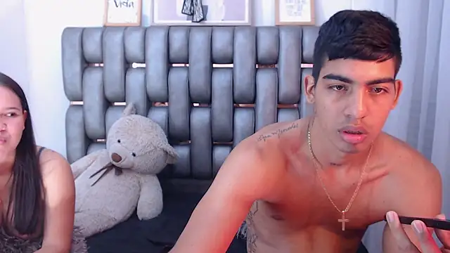 Milo_and_Mily's Webcam Show