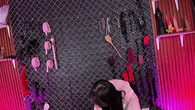 lilith_jeanee's Live Chat Room