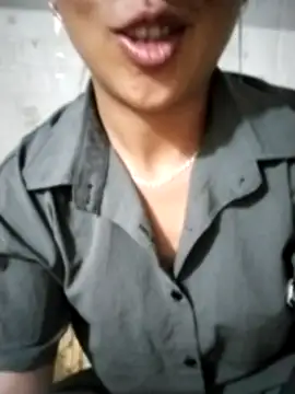 Helen-nnn Live chat-huone