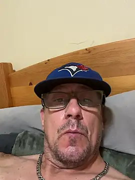 Dicklegend2245's Live Sex Cam Show