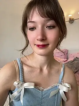 Chatroom en direct de Strawberry_Senpai