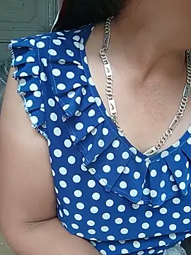 Chat ao vivo de Bella-Camel
