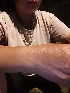 Bella-Camel Live Chatraum