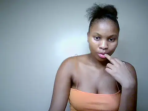 Chat soba uživo modela Swt_smiles