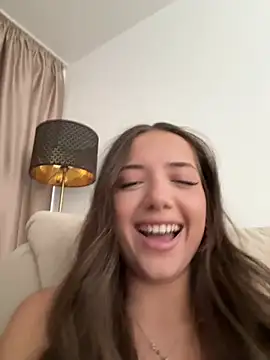 WilddAngel's Live Chat Room