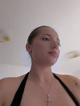 WilddAngel Adlı Modelin Canlı Sohbet Odası