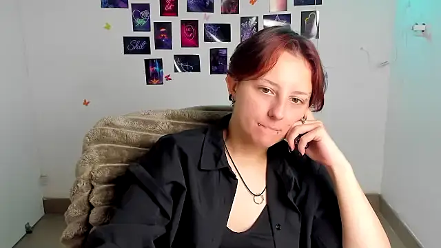 Bilik Sembang Langsung Dilara_Kiss_
