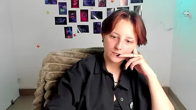 Sala de chat en directo de Dilara_Kiss_