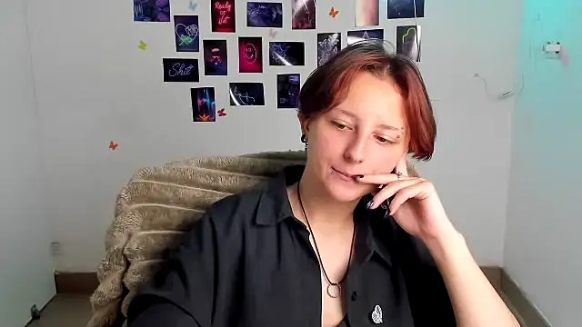 Bilik Sembang Langsung Dilara_Kiss_