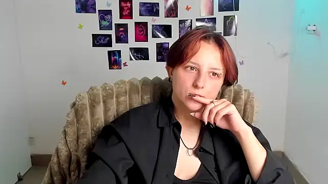 Dilara_Kiss_: онлайн-чат