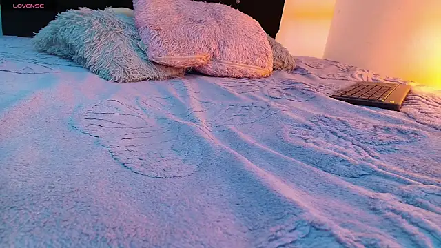 Živá chatovací místnost Dahlia__Vixen