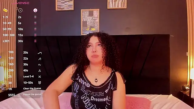 Онлайн чат lunadoll18
