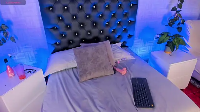 Zoe_Rousee_ Cameră chat live
