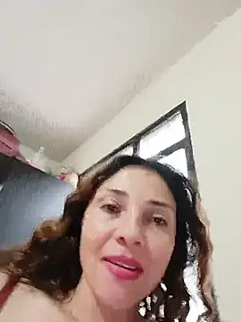 Angelika_Clauss Adlı Modelin Canlı Sohbet Odası